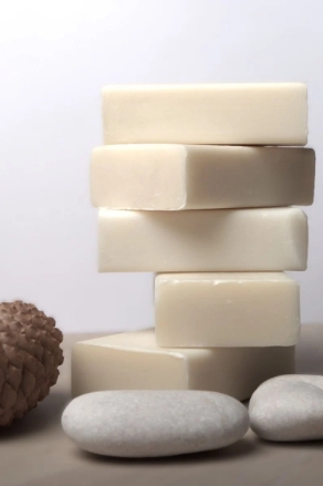 PERFUME SOAP No. 01 - Handcrafted bar soap 100g infused with genuine fine fragrance - Aoud Vanille from Mancera Paris